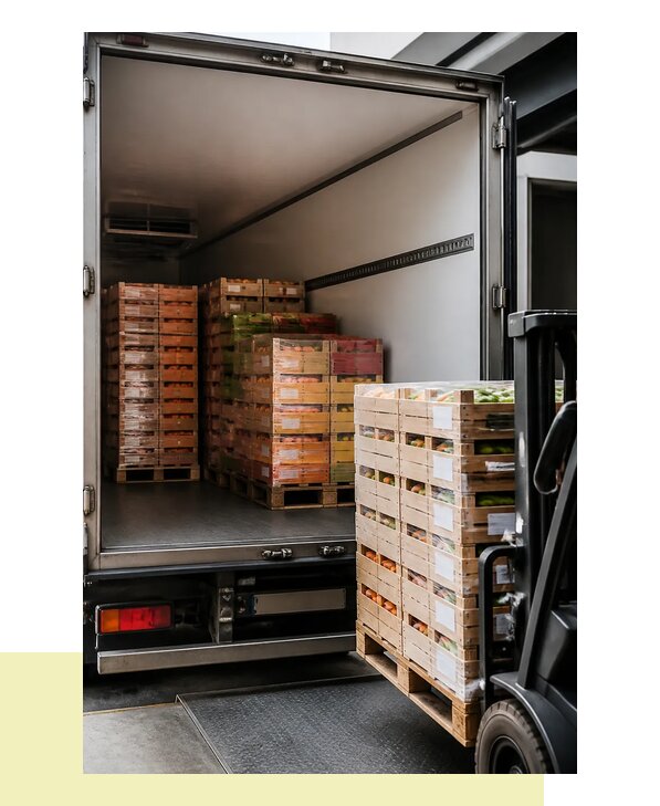 Перевозка сельхозпродукции на паллетах с доставкой в Воткинск